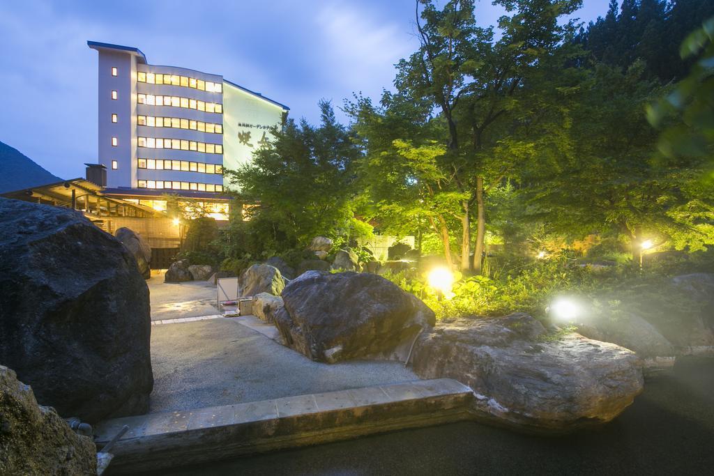 โอคุฮิดะ การ์เด้น โฮเทล ยาเคะดาเคะ Hotel ทาคายาม่า ภายนอก รูปภาพ